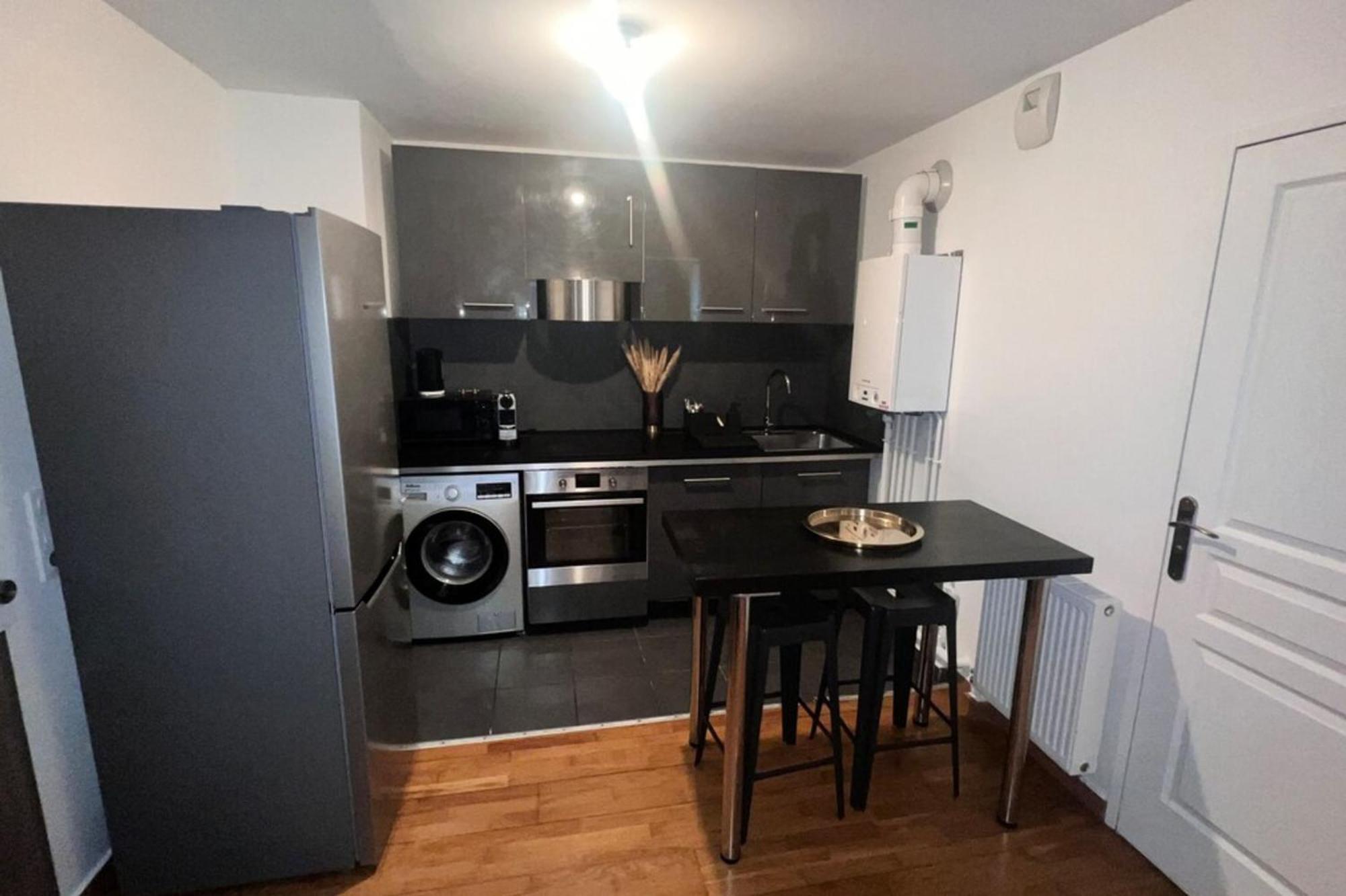 R02 Luxueux Gare Disney Paris Apartment Rosny-sous-Bois Bagian luar foto